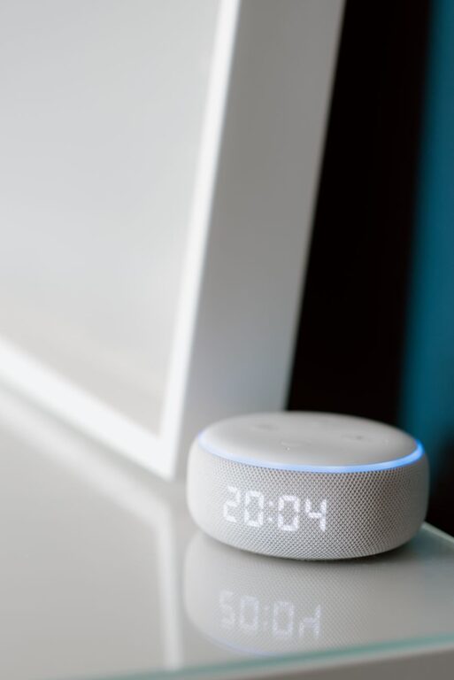 How to Use Voice Assistants for Everyday Tasks